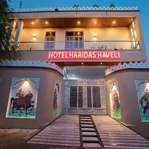 Hotel Haridas Haveli